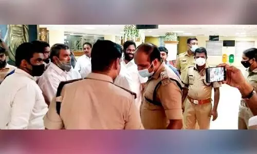 താ​ലൂ​ക്കാ​ശു​പ​ത്രി​യി​ലെ പാ​ലു​കാ​ച്ച​ൽ വി​വാ​ദ​ത്തി​ൽ