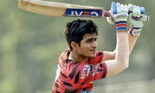 സ്​ട്രൈക്​ റേറ്റൊക്കെ ഓവർറേറ്റഡല്ലേ​.. സാഹചര്യത്തിനനുസരിച്ച്​ ബാറ്റ്​ ചെയ്യണമെന്ന്​​ ശുഭ്​മാൻ ഗിൽ