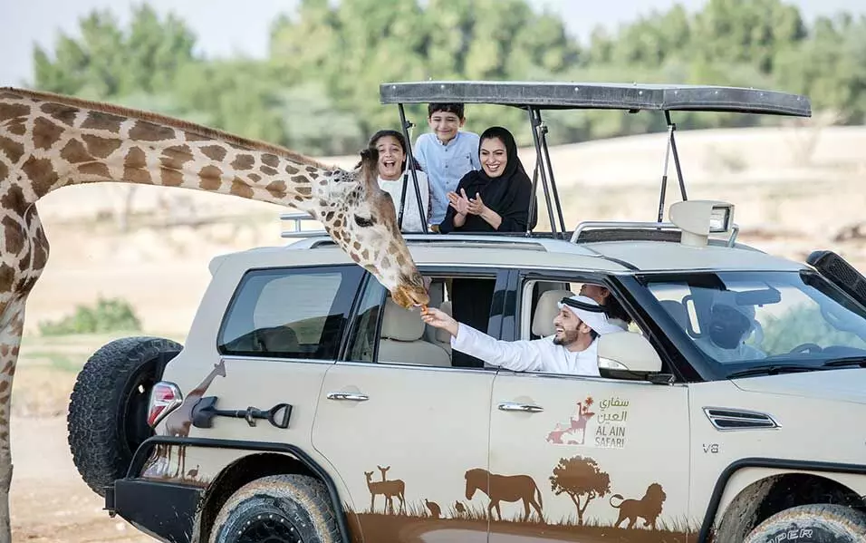 അൽെഎൻ മൃഗശാല സേവനങ്ങൾ പുനരാരംഭിച്ചു അൽെഎൻ മൃഗശാല സേവനങ്ങൾ പുനരാരംഭിച്ചു