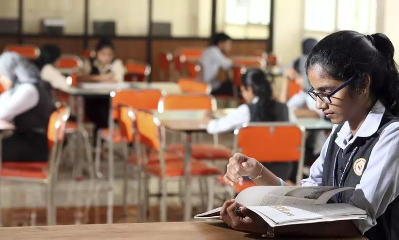 velicham sslc helpline call your teacher numbers