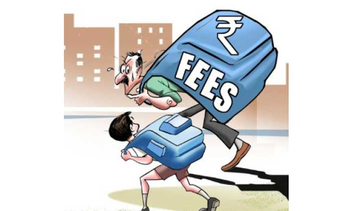 അ​ധ്യ​യ​ന വ​ർ​ഷം ആ​രം​ഭി​ച്ചു: ഫീ​സ്​ കു​ടി​ശ്ശി​ക​യു​ള്ള കു​ട്ടി​ക​ളു​ടെ പ്ര​മോ​ഷ​ൻ ത​ട​യു​ന്നു