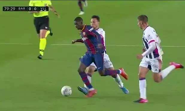 ജയിച്ച് അത്ലറ്റിേകാെയ തൊട്ട് ബാഴ്സ; റഫറിയെ പഴിച്ച് മെസ്സിയും വയ്യഡോളിഡും ജയിച്ച് അത്ലറ്റിേകാെയ തൊട്ട് ബാഴ്സ; റഫറിയെ പഴിച്ച് മെസ്സിയും വയ്യഡോളിഡും