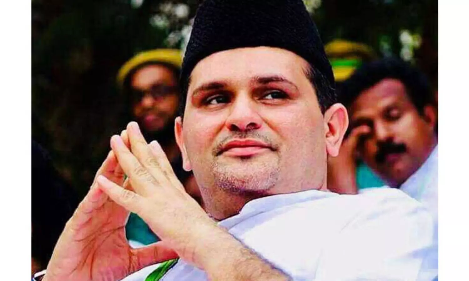 റ​ഹീ​മി​​ന്റെ മോ​ച​ന​ത്തി​ന് സാ​ധ്യ​മാ​യ​തെ​ല്ലാം ചെ​യ്യ​ണം -മു​ന​വ്വ​റ​ലി ത​ങ്ങ​ൾ