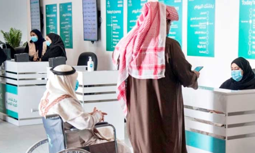 ര​ണ്ടാം​ഘ​ട്ട വാ​ക്സി​നേ​ഷ​ൻ തീ​യ​തി: മാ​റ്റാ​മെ​ന്ന്​ ആ​രോ​ഗ്യ മ​ന്ത്രാ​ല​യം