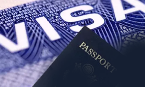 വി​സി​റ്റ് വി​സ വി​ല​ക്ക്: ഹോ​ട്ട​ൽ ക്വാ​റ​ൻ​റീ​ൻ നി​ര​ക്ക്​ കു​റ​ഞ്ഞേക്കും