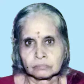 പാ​പ്പി ഇ​ല്ലോ​ട​മ്മ