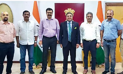 ഇ​ടു​ക്കി അ​സോ​സി​യേ​ഷ​ൻ ഭാ​ര​വാ​ഹി​ക​ൾ അം​ബാ​സ​ഡ​റെ സ​ന്ദ​ർ​ശി​ച്ചു