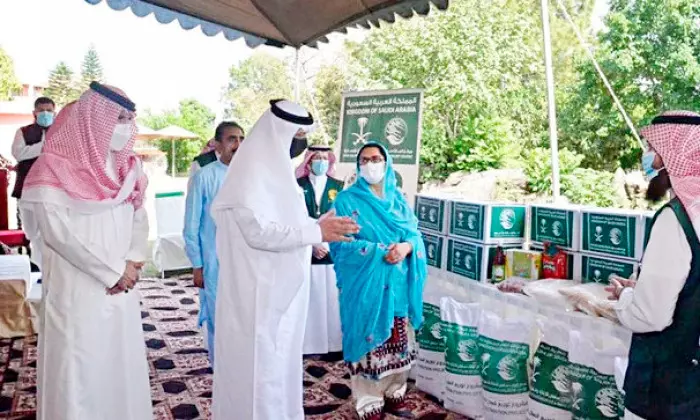 സൗദി റിലീഫ് സെൻറർ: വിവിധ രാജ്യങ്ങൾക്കായി റമദാൻ ഭക്ഷ്യ പദ്ധതി ഊർജിതം സൗദി റിലീഫ് സെൻറർ: വിവിധ രാജ്യങ്ങൾക്കായി റമദാൻ ഭക്ഷ്യ പദ്ധതി ഊർജിതം