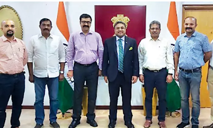 ഇടുക്കി അസോസിയേഷൻ ഭാരവാഹികൾ അംബാസഡറെ സന്ദർശിച്ചു ഇടുക്കി അസോസിയേഷൻ ഭാരവാഹികൾ അംബാസഡറെ സന്ദർശിച്ചു