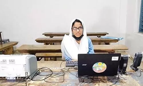 അൻഷി പരീക്ഷയെഴുതി; ആത്മവിശ്വാസത്തി​െൻറ വെളിച്ചത്തിൽ