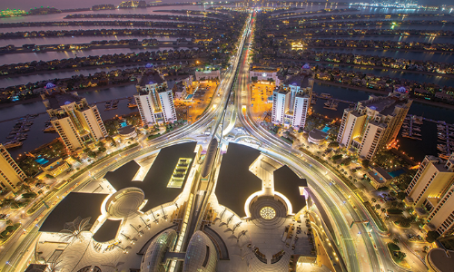 അ​മ്പ​രി​പ്പി​ക്കു​ന്ന കാ​ഴ്ച കാ​ണ​ണോ, പാം ​ജു​മൈ​റ​യി​ലേ​ക്ക് പോകാം