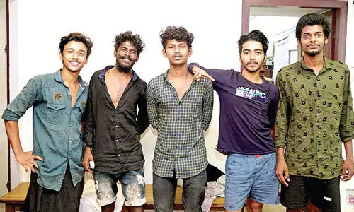 കണ്ടക്ടറെ കുത്തിപ്പരിക്കേൽപിച്ച കേസിൽ അഞ്ചുപേർ അറസ്​റ്റിൽ