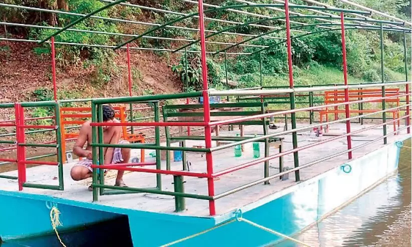 കനോലി പ്ലോട്ടിലേക്ക്ഉല്ലാസ ബോട്ട് സർവിസ് കനോലി പ്ലോട്ടിലേക്ക്ഉല്ലാസ ബോട്ട് സർവിസ്