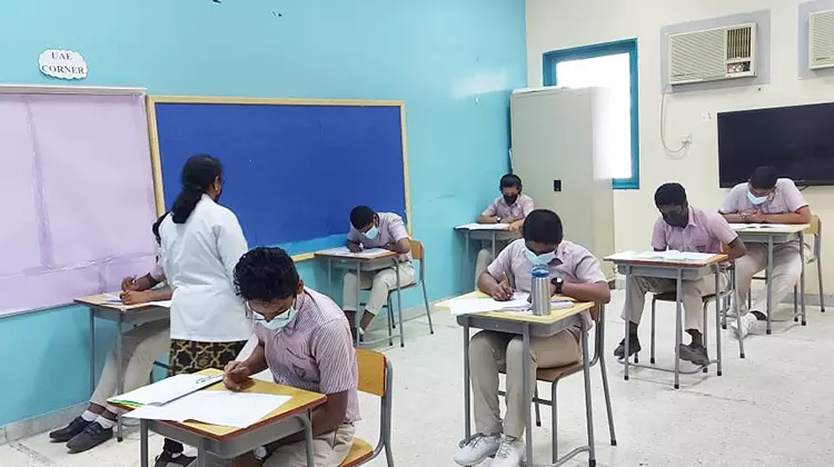 എസ്.എസ്.എൽ.സി പരീക്ഷക്ക് തുടക്കം; സുരക്ഷ പാലിച്ച് വിദ്യാർഥികൾ എസ്.എസ്.എൽ.സി പരീക്ഷക്ക് തുടക്കം; സുരക്ഷ പാലിച്ച് വിദ്യാർഥികൾ