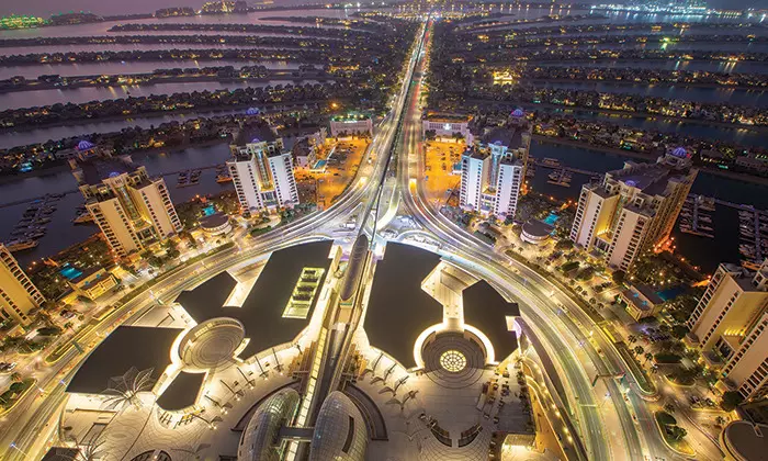 അ​മ്പ​രി​പ്പി​ക്കു​ന്ന കാ​ഴ്ച കാ​ണ​ണോ, പാം ​ജു​മൈ​റ​യി​ലേ​ക്ക് പോകാം