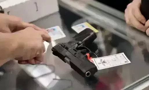 തോക്കിൻ മുനയിൽ യു.എസ്; തോക്ക് മഹാമാരിയെന്ന് ബൈഡൻ; കടുത്ത നിയന്ത്രണവുമായി ഭരണകൂടം തോക്കിൻ മുനയിൽ യു.എസ്; തോക്ക് മഹാമാരിയെന്ന് ബൈഡൻ; കടുത്ത നിയന്ത്രണവുമായി ഭരണകൂടം