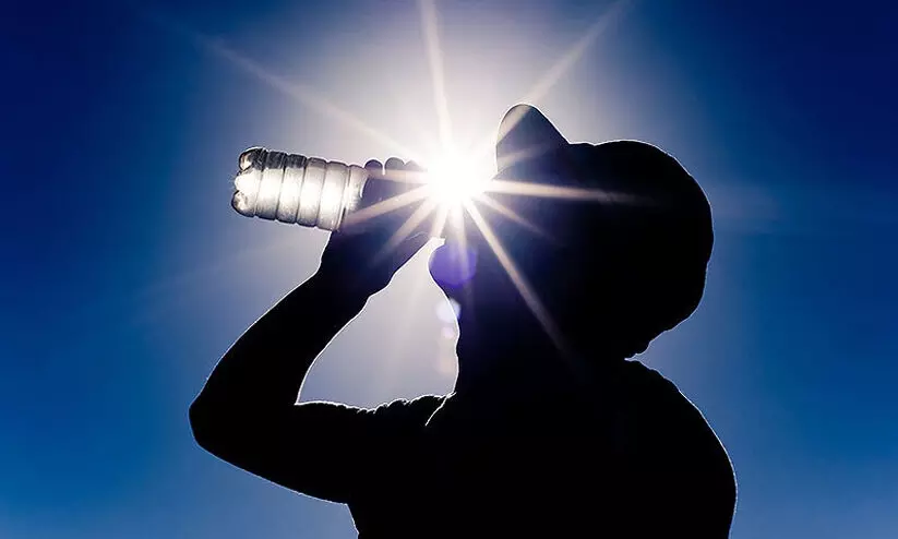 വേനല്കാലത്തും വേണം ആരോഗ്യത്തിന് കരുതലും രോഗങ്ങളില് നിന്ന് മോചനവും വേനല്കാലത്തും വേണം ആരോഗ്യത്തിന് കരുതലും രോഗങ്ങളില് നിന്ന് മോചനവും