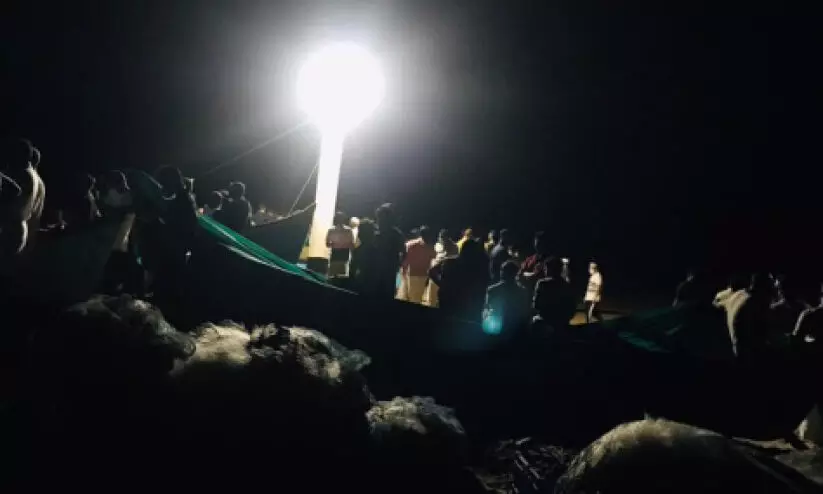 ശ്രീകുറുംബ ക്ഷേത്രത്തിൽനിന്ന് ആഹ്വാനം നമ്മുടെ മകൻ അജ്മലിനായി തിരച്ചിലിനിറങ്ങണം ശ്രീകുറുംബ ക്ഷേത്രത്തിൽനിന്ന് ആഹ്വാനം നമ്മുടെ മകൻ അജ്മലിനായി തിരച്ചിലിനിറങ്ങണം