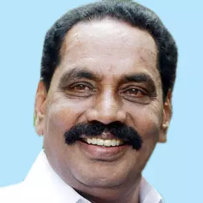 ഓ​ങ്ങ​ല്ലൂ​ർ ഗ്രാ​മ​പ​ഞ്ചാ​യ​ത്ത് വൈ​സ് പ്ര​സി​ഡ​ൻ​റ്​ പി. ​ഉ​ണ്ണി​കൃ​ഷ്ണ​ൻ