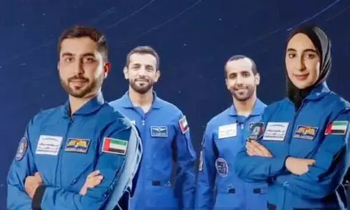 വീ​ണ്ടും ച​രി​ത്ര​ക്കു​തി​പ്പി​നൊ​രു​ങ്ങി രാ​ജ്യം