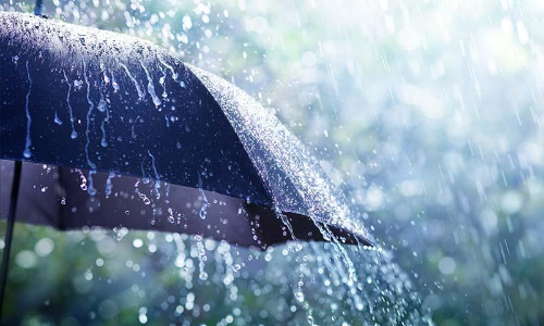 തി​ങ്ക​ൾ മു​ത​ൽ മൂ​ന്നു​ദി​വ​സ​ത്തേ​ക്ക് ഇടിമിന്നലോടെ മഴക്കും കാറ്റിനും സാധ്യത