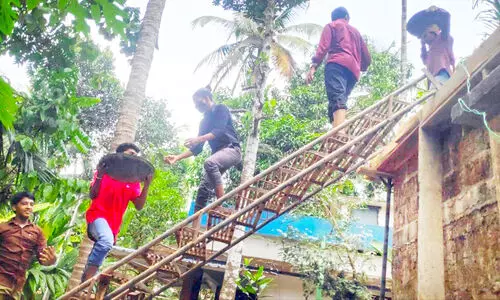 പാതിവഴിയിൽ നിലച്ച വീടുനിർമാണം ഏറ്റെടുത്ത് എൻ.എസ്.എസ് യൂനിറ്റ് പാതിവഴിയിൽ നിലച്ച വീടുനിർമാണം ഏറ്റെടുത്ത് എൻ.എസ്.എസ് യൂനിറ്റ്