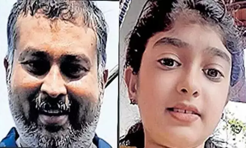 സനു മോഹൻെറ തിരോധാനം: അന്വേഷണം ഫ്ലാറ്റിലെ താമസക്കാരിലേക്ക്, അപായപ്പെടുത്തിയെന്ന സംശയവുമായി മാതാവ് സനു മോഹൻെറ തിരോധാനം: അന്വേഷണം ഫ്ലാറ്റിലെ താമസക്കാരിലേക്ക്, അപായപ്പെടുത്തിയെന്ന സംശയവുമായി മാതാവ്