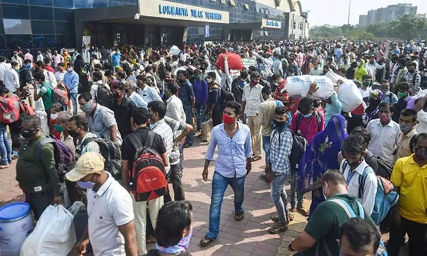 നിരോധനാജ്ഞ: മഹാരാഷ്​ട്രയിലെ സ്​റ്റേഷനുകളിൽ തടിച്ചുകൂടരുതെന്ന്​ അഭ്യർഥിച്ച്​ സെന്‍ട്രല്‍ റെയില്‍വേ