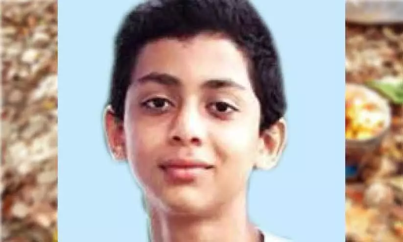 ആംബുലൻസ് സ്കൂട്ടറിലിടിച്ച് വിദ്യാർഥി മരിച്ചു; യുവാവിെൻറ നില ഗുരുതരം ആംബുലൻസ് സ്കൂട്ടറിലിടിച്ച് വിദ്യാർഥി മരിച്ചു; യുവാവിെൻറ നില ഗുരുതരം