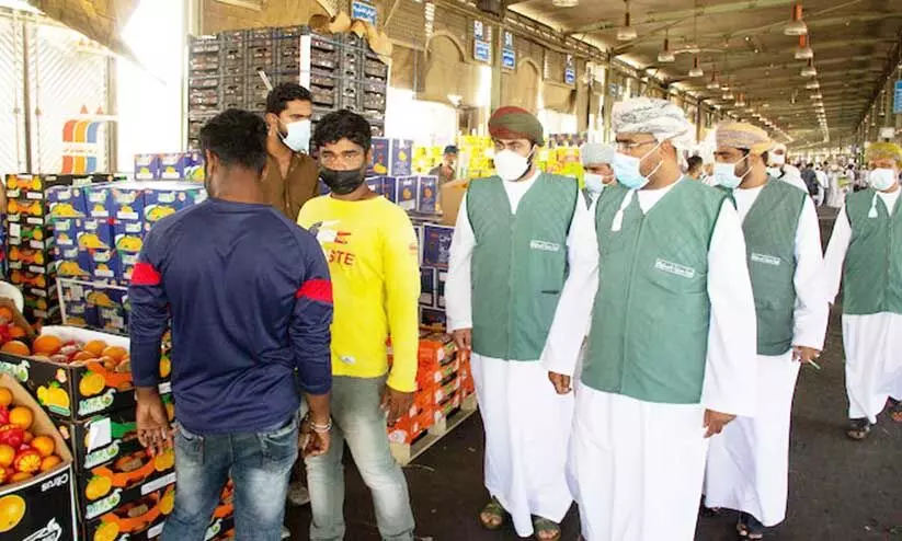 അൽ മേവല മാർക്കറ്റിൽ പരിശോധന അൽ മേവല മാർക്കറ്റിൽ പരിശോധന