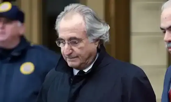 യു.എസ്​ ചരിത്രത്തിലെ ഏറ്റവും വലിയ നിക്ഷേപ തട്ടിപ്പ്​ നടത്തിയ ബെർനാഡ്​ മാഡോഫ്​ അന്തരിച്ചു