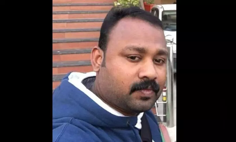 മലയാളി നഴ്സ് കുവൈത്തിൽ ഹൃദയാഘാതം മൂലം മരിച്ചു മലയാളി നഴ്സ് കുവൈത്തിൽ ഹൃദയാഘാതം മൂലം മരിച്ചു