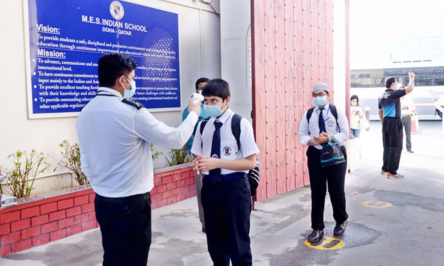 സി.​ബി.​എ​സ്.​ഇ പ​ത്താം ത​രം പ​രീ​ക്ഷ റ​ദ്ദാ​ക്കി​യ​ത് ഇ​ന്ത്യ​ൻ  സ്​​കൂ​ൾ വി​ദ്യാ​ർ​ഥി​ക​ളെ ബാ​ധി​ക്കും