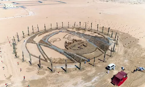 ന​ന്ദി​പൂ​ർ​വം ശൈ​ഖ് സാ​യി​ദി​ന്​