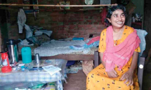 അപൂർവ രോഗത്തോട്​ പോരാടാൻ സഹായം തേടി വീട്ടമ്മ