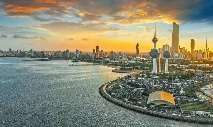 കുവൈത്തിൽ ഭാഗിക പൊതുമാപ്പ് മേയ് 15 വരെ നീട്ടി കുവൈത്തിൽ ഭാഗിക പൊതുമാപ്പ് മേയ് 15 വരെ നീട്ടി