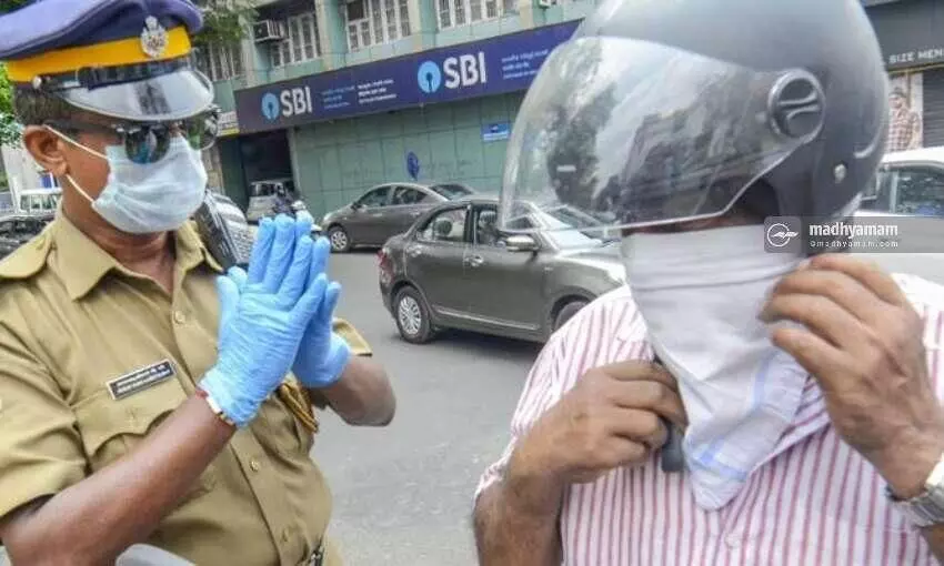 അവിടെ ശ്മശാനങ്ങളിൽ പുകയടങ്ങുന്നില്ല; ഇവിടെ മാസ്കണിയാൻ പോലും മടി: ഇന്ന് പിടിയിലായത് 6327 പേർ അവിടെ ശ്മശാനങ്ങളിൽ പുകയടങ്ങുന്നില്ല; ഇവിടെ മാസ്കണിയാൻ പോലും മടി: ഇന്ന് പിടിയിലായത് 6327 പേർ