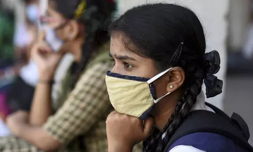 മാലോക​രേ... മാസ്​ക്​ അപ്പ്​; കൊറോണ നാശം വിതക്കുന്നത്​ പ്രധാനമായും വായുവിലൂടെ