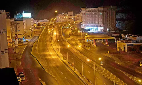 കോ​വി​ഡ് വ്യാ​പ​നം: ദോ​ഫാ​റി​ൽ ഇ​ന്നു മു​ത​ൽ സ​മ്പൂ​ർ​ണ രാ​ത്രി​കാ​ല ക​ർ​ഫ്യൂ