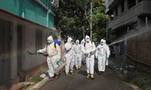 തുടർച്ചയായ മൂന്നാം ദിനവും രണ്ട് ലക്ഷം കവിഞ്ഞ് രോഗികൾ; 1341 മരണം തുടർച്ചയായ മൂന്നാം ദിനവും രണ്ട് ലക്ഷം കവിഞ്ഞ് രോഗികൾ; 1341 മരണം