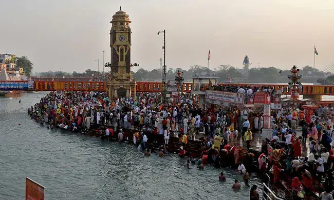 കുംഭമേള അവസാനിപ്പിച്ചെന്ന്​ ഒരു വിഭാഗം