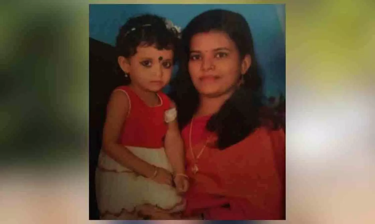 കിടപ്പുമുറിയില്‍ അമ്മയും നാലുവയസ്സുള്ള കുഞ്ഞും പൊള്ളലേറ്റു മരിച്ചു