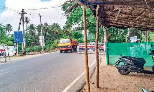 അതിർത്തിയിൽ ജാഗ്രത പാലിക്കാതെ ആരോഗ്യവകുപ്പും പൊലീസും