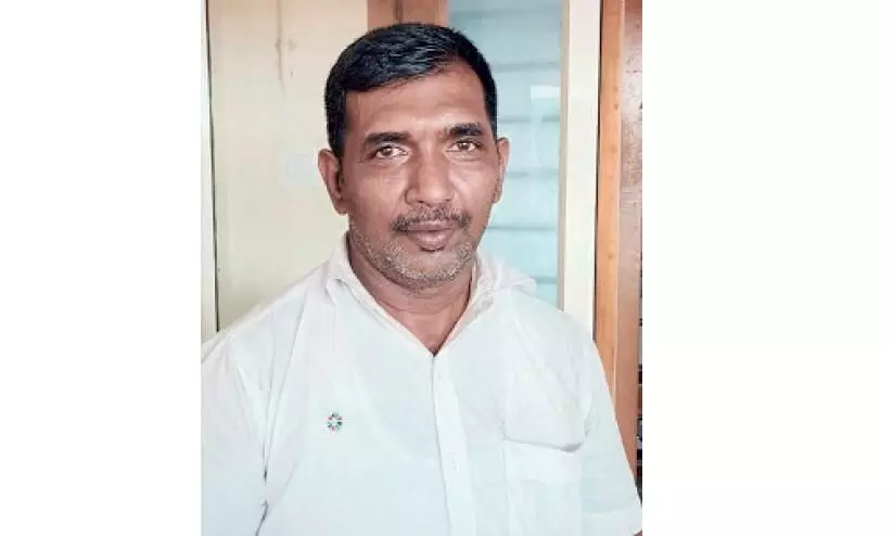 കാർ തടഞ്ഞ് പണാപഹരണം: പ്രതി ഏഴ് വർഷത്തിന് ശേഷം പിടിയിൽ കാർ തടഞ്ഞ് പണാപഹരണം: പ്രതി ഏഴ് വർഷത്തിന് ശേഷം പിടിയിൽ