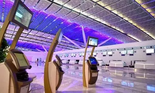 വി​മാ​ന സ​ർ​വി​സ്​ പു​ന​രാ​രം​ഭി​ക്കു​ന്ന​തും കാ​ത്ത്​ പ്ര​വാ​സി​ക​ൾ