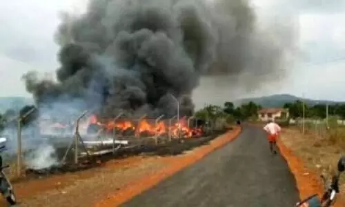 സോളാർ പാർക്കിൽ തീപിടിത്തം