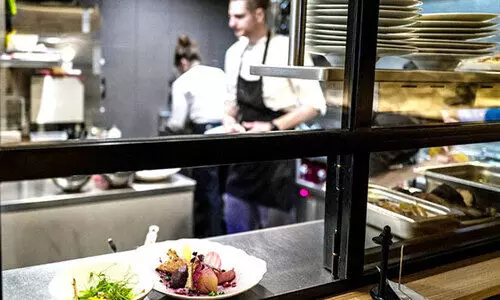 കോവിഡ് ചട്ടലംഘനം: ദുബൈയിൽ 53 ഭക്ഷണശാലകൾ അടപ്പിച്ചു; 1,133 സ്ഥാപനങ്ങൾക്ക് മുന്നറിയിപ്പ്