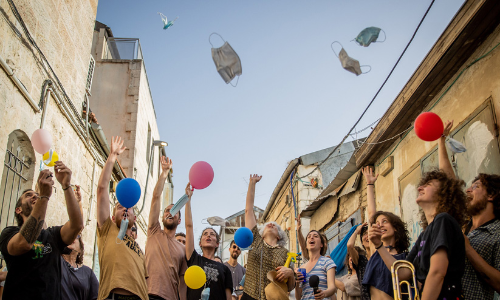 പൊതുസ്​ഥലത്ത്​ ഇനി മാസ്​ക്​ ​വേണ്ടെന്ന ഉത്തരവുമായി ഒര​ു രാജ്യം