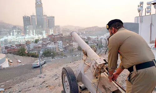 മ​ക്ക​യി​ലെ റ​മ​ദാ​ൻ പീ​ര​ങ്കി ശ​ബ്​​ദ​ത്തി​‍െൻറ ഓ​ർ​മ​ക​ൾ​ക്ക് ആ​റു വ​ർ​ഷം