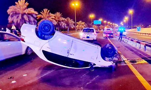 ഹമദ്​ ടൗണിൽ വാഹനാപകടം: സ്വദേശി വനിതക്ക്​ പരിക്ക്